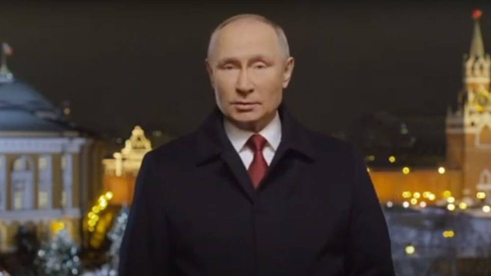 Технические неполадки телеканала испортили новогоднее обращение Путина
