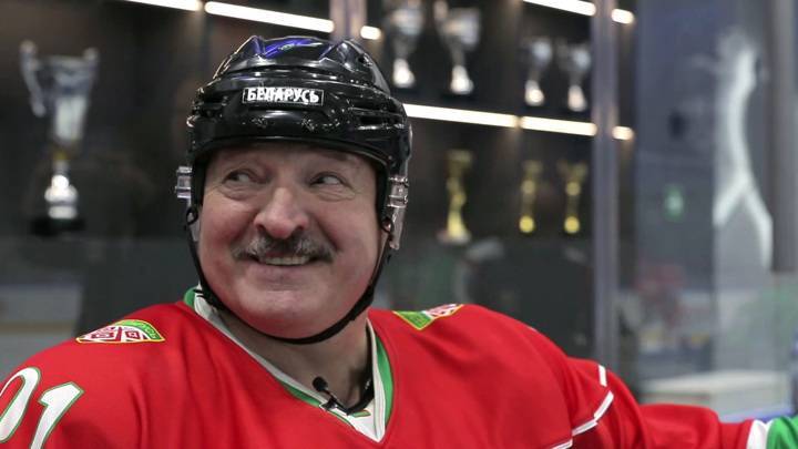 Александр Лукашенко: оснований для переноса чемпионата мира по хоккею нет