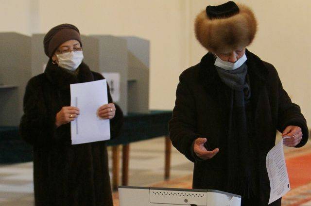 В Киргизии состоялось голосование на выборах президента