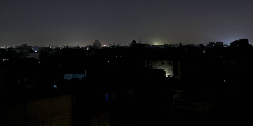 В Пакистане после 18 часов без света восстановили электроснабжение