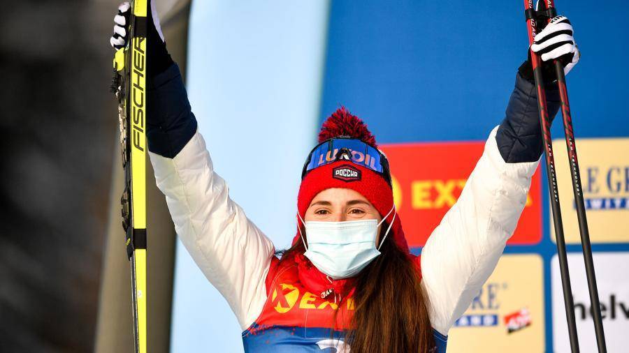 Российская лыжница исполнила зажигательный танец на пьедестале «Тур де Ски»