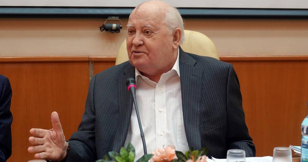 Горбачев предложил напомнить Байдену о недопустимости ядерной войны