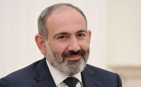 Премьер-министр Армении Никол Пашинян вылетел в Москву для участия в трехсторонних переговорах по Нагорному Карабаху