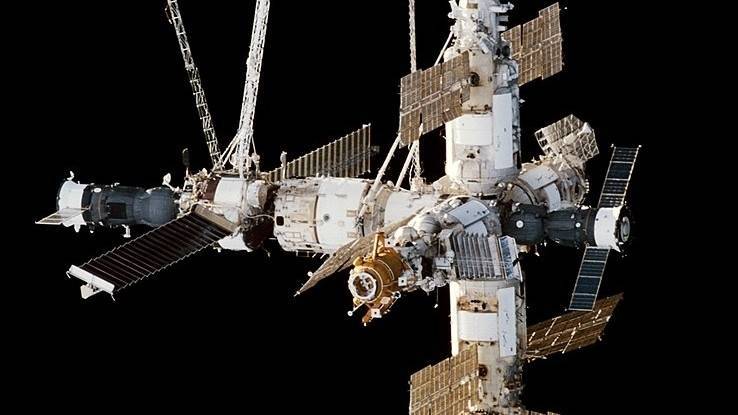Рогозин рассказал о режиме работы проектируемой орбитальной станции