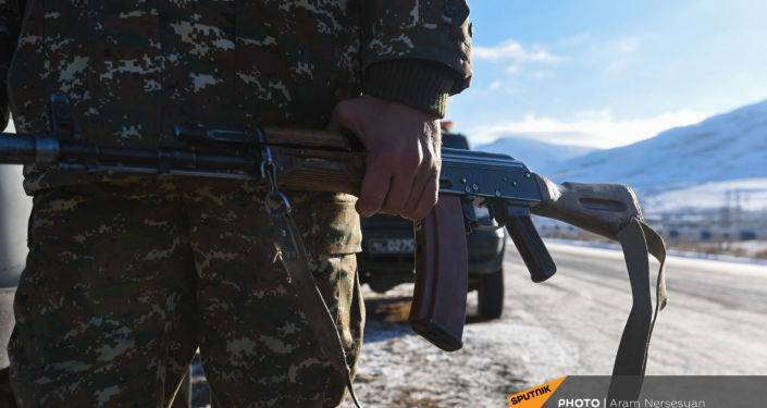 Выстрелы в Степанакерте: полиция задержала нарушителей порядка