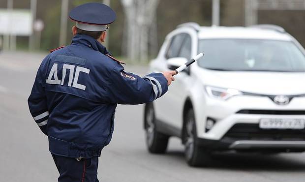 Российских водителей будут лишать прав за три грубых нарушения ПДД в течение года