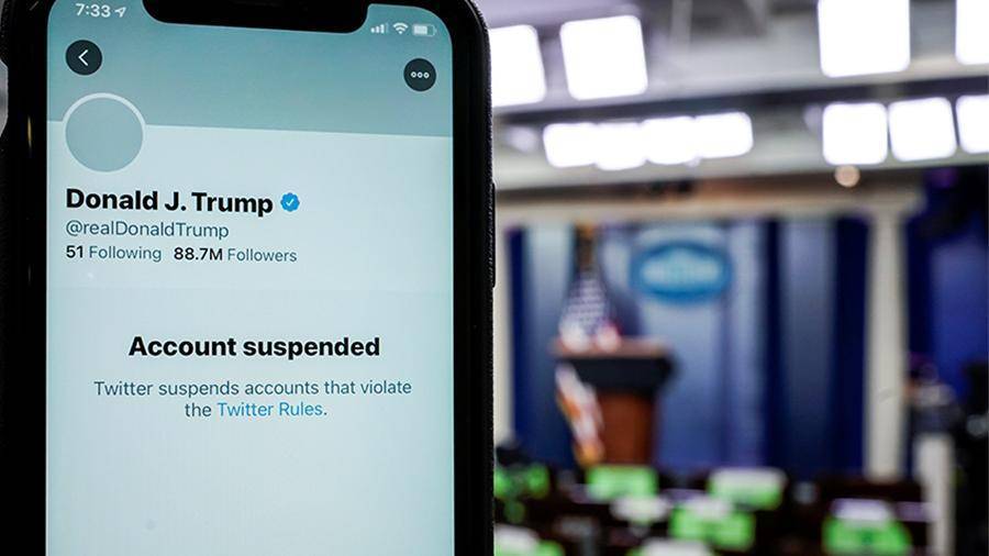 Во Франции осудили Twitter за блокировку аккаунта Трампа