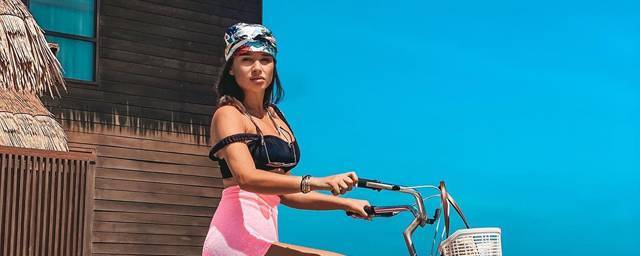 Ксения Бородина сообщила об «угоне» велосипедов на Мальдивах