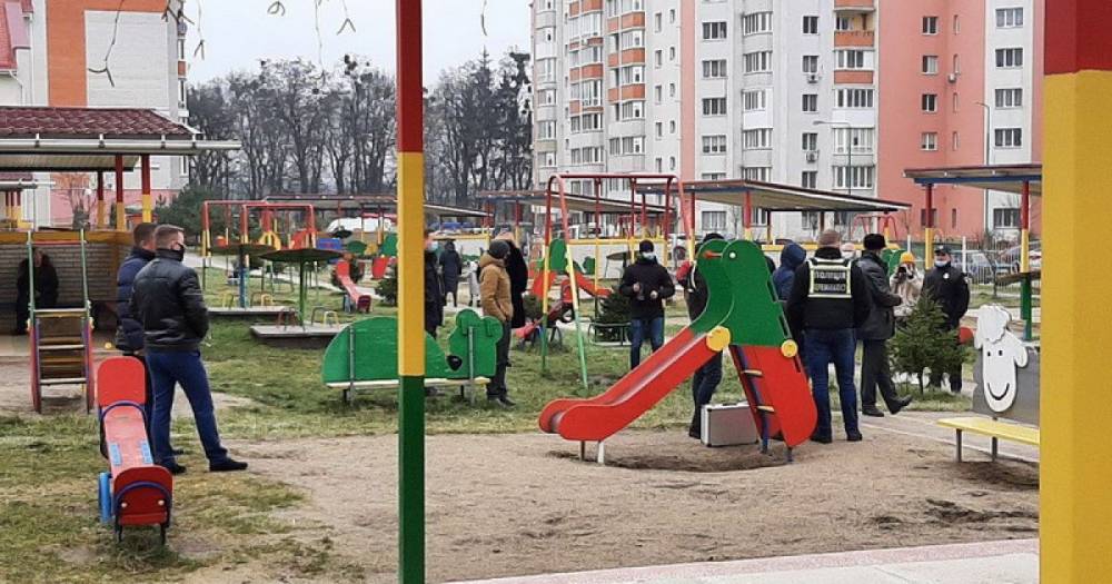 В Виннице произошел взрыв на территории детского сада: пострадал ребенок (6 фото)