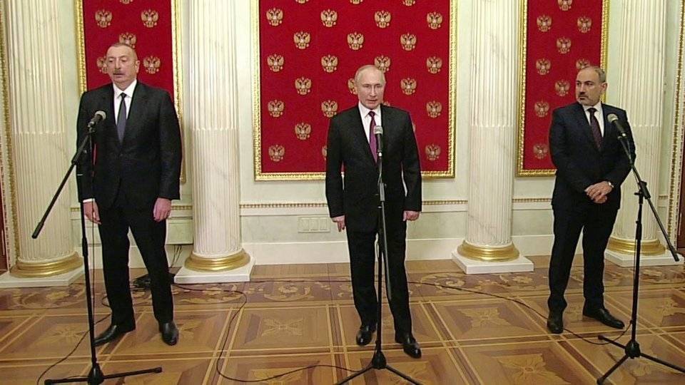 В Кремле состоялись переговоры по Нагорному Карабаху лидеров России, Азербайджана и Армении