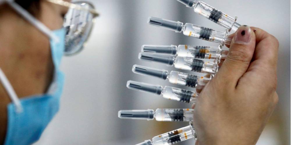 Украинская компания Лекхим заключила контракт на поставку 5 млн доз китайской вакцины Sinovac