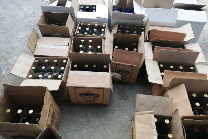 В Зауралье у пенсионера нашли 1085 бутылок алкоголя. Возбуждено уголовное дело