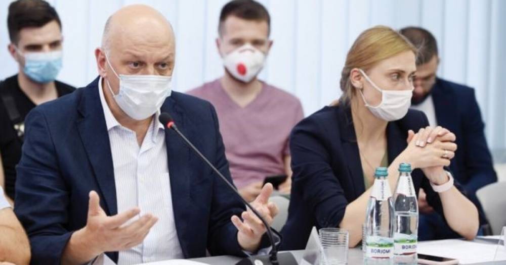 За вакцинацию украинцев возьмется Пасечник, которого называют организатором "наркотического геноцида", — СМИ