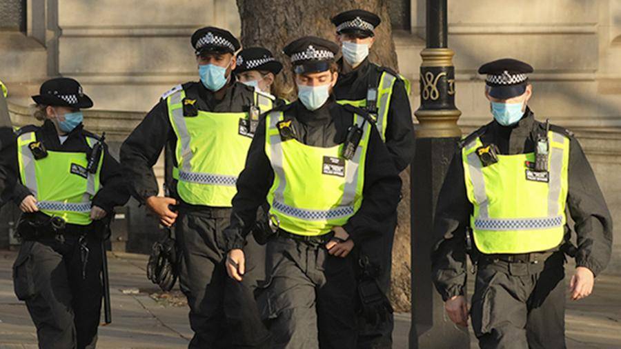 Британская полиция будет решительнее реагировать на нарушения карантина