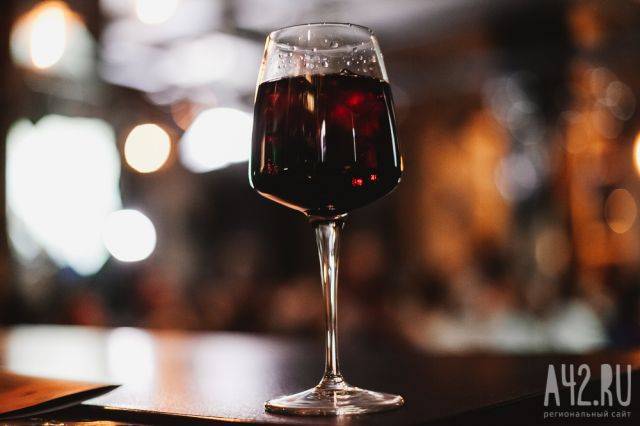 Учёные советуют для здоровья употреблять вино вместо другого алкоголя
