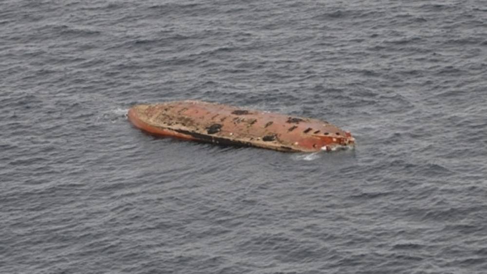 Грузовое судно из Панамы затонуло недалеко от берегов Японии