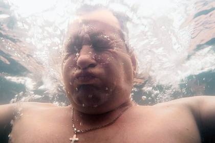 Российский врач рассказал об опасности крещенских купаний в пандемию COVID-19