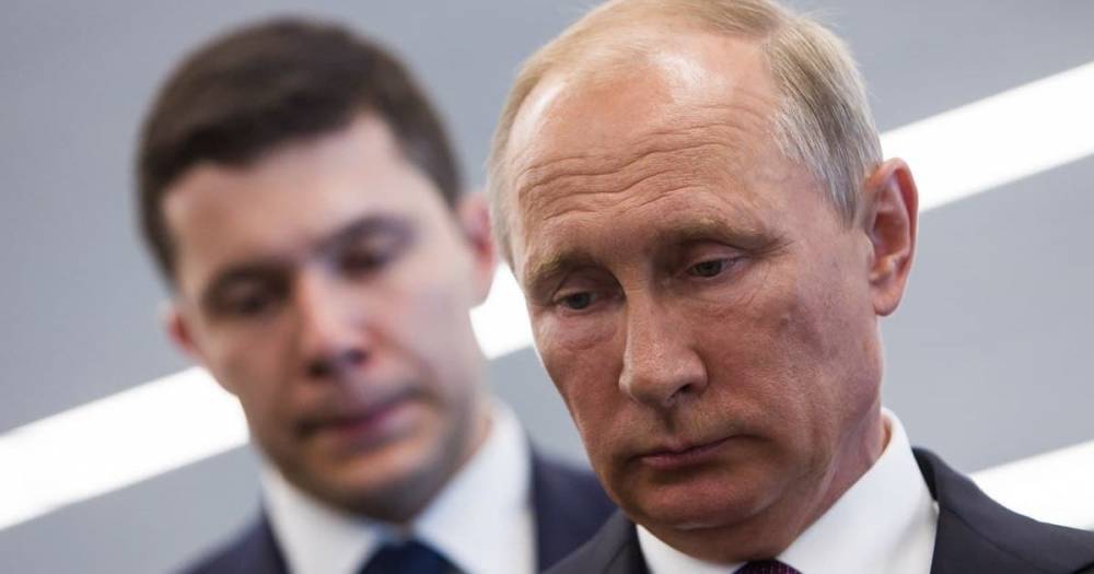 Путин поручил начать массовую вакцинацию россиян на следующей неделе