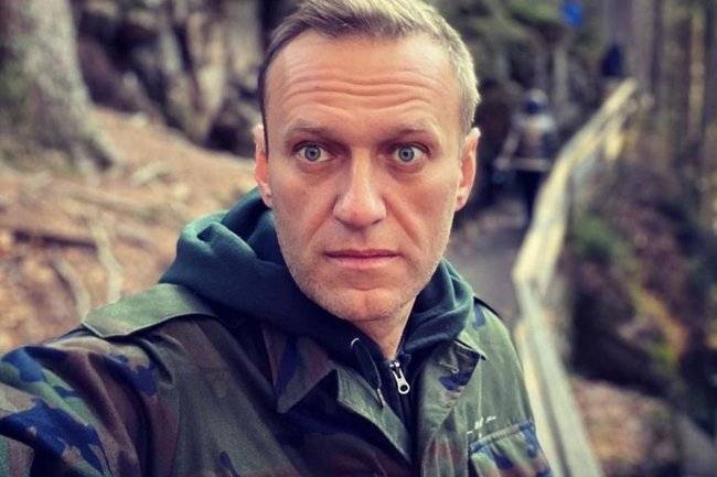 Адвокат оценил вероятность посадки Навального после возращения в Россию
