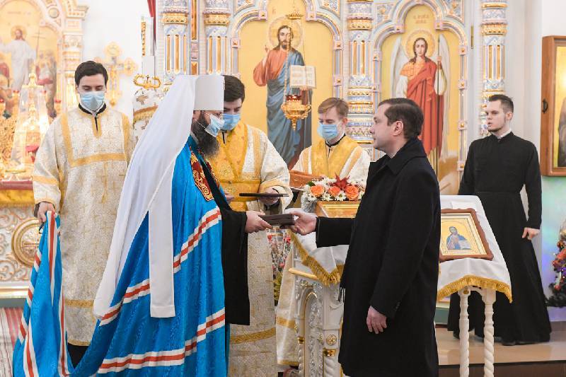 Губернатор Смоленской области удостоен Ордена Русской Православной Церкви в честь преподобного Серафима Саровского III степени