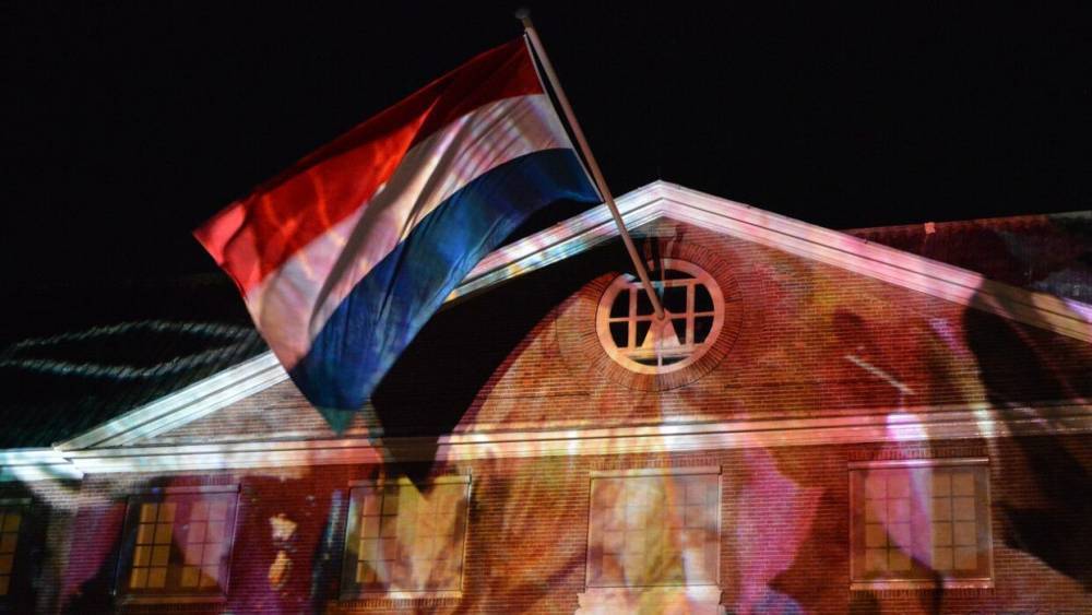 Скандал с пособиями заставил Правительство Нидерландов уйти в отставку