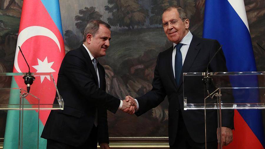 Главы МИД России и Азербайджана обсудили экономические и транспортные связи в Карабахе