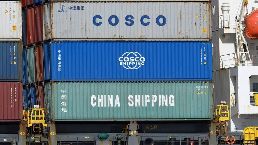 Трамп поручил правительству минимизировать закупки товаров из КНР