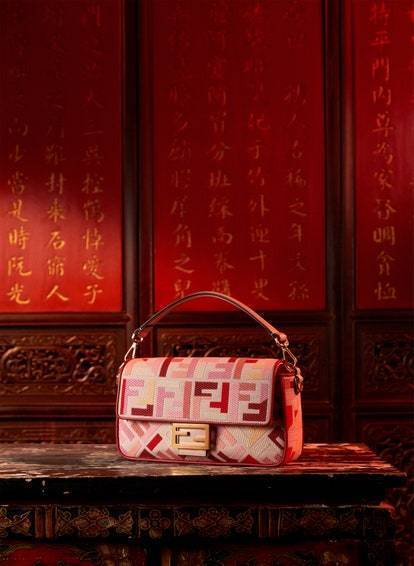 Fendi представили капсульную коллекцию, посвященную китайскому Новому году: фото