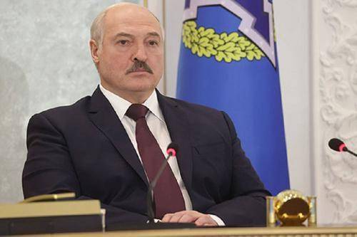 Александр Лукашенко объяснил, почему в Белоруссии затянулись протесты