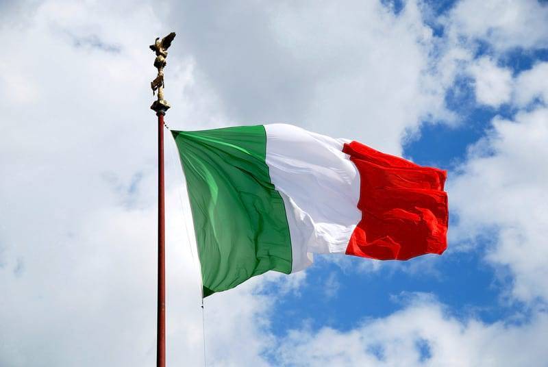 Италия запретила авиарейсы из Бразилии из-за нового штамма вируса