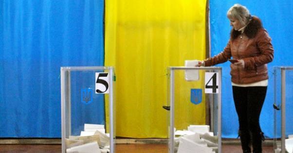 Местные выборы: в трех городах Украины повторно избирают мэров