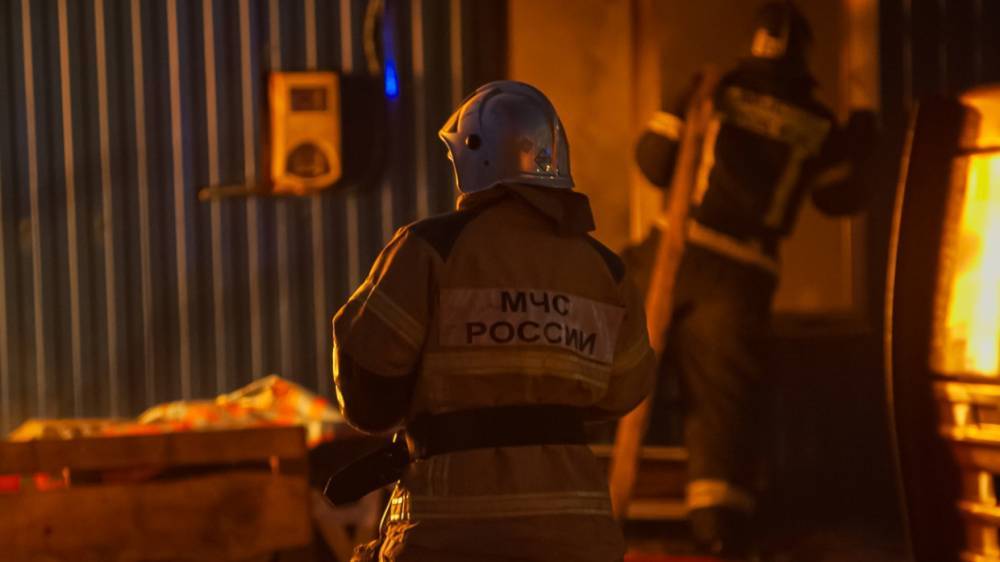 Пожар охватил цех металлургического комбината в Магнитогорске