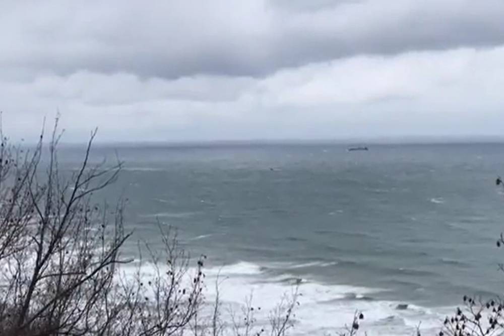 Двое моряков погибли после крушения российского судна у берегов Турции