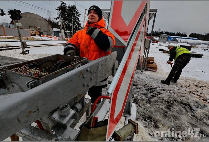 Дорожные работы приостановят движение на пяти федеральных трассах в Ленобласти 18 января