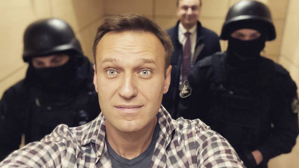 Объявленный в розыск Навальный задержан на территории Шереметьево