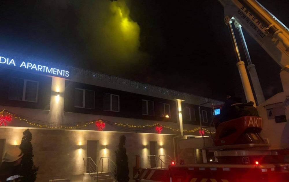 Полиция квалифицировала пожар в гостинице в Одессе как нарушение требований пожарной безопасности