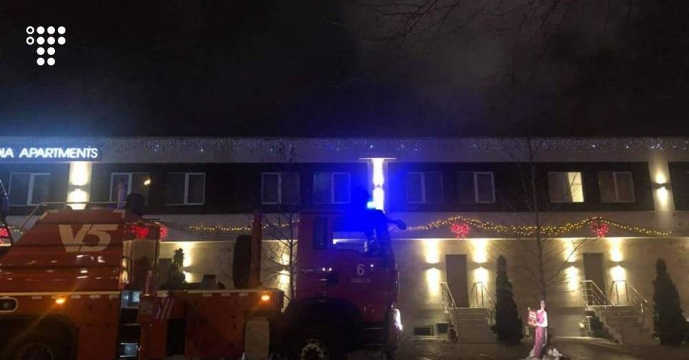 В отеле в Одессе произошел пожар: есть погибшие и пострадавшие