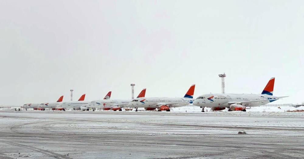 Аэропорт Краснодара работает штатно после "снежного коллапса"