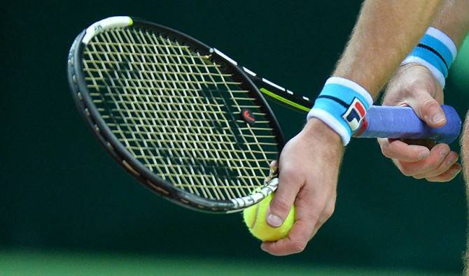 Более 70 теннисистов попали под жёсткий карантин в Австралии