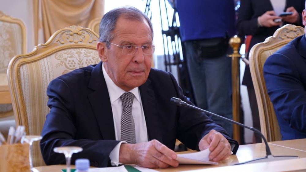 Лавров: Россия не рассматривает вопрос признания независимости НКР