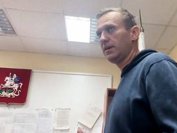 Навального отправили под арест на 30 суток