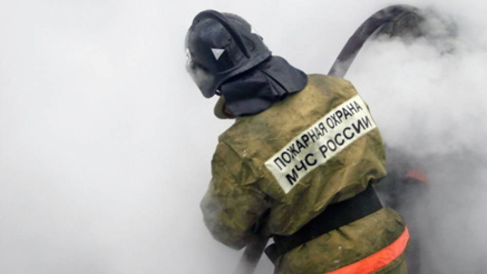 МЧС РФ ликвидирует пожар в административном здании СИЗО в Астрахани