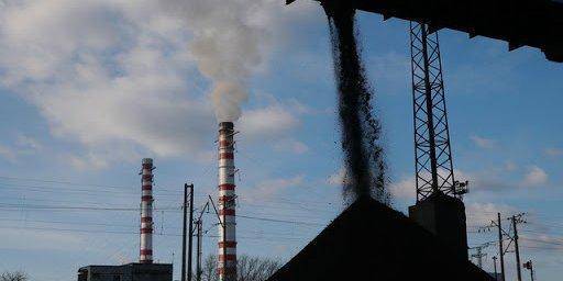 «Ситуация с запасами угля критическая». Центрэнерго запустило шесть энергоблоков ТЭС на газе