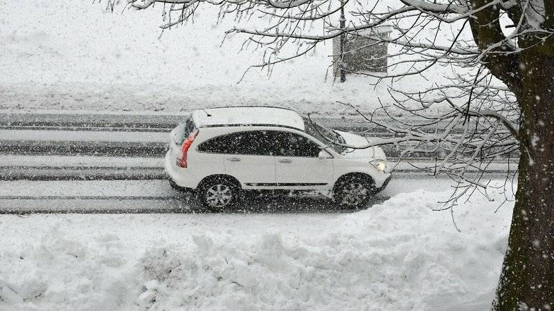 Власти Уфы временно ограничили въезд грузовиков из-за снегопада