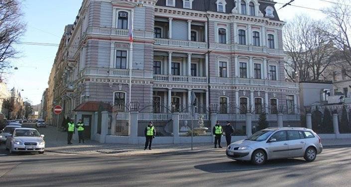 Абсурд: посольство РФ прокомментировало призыв Латвии ввести санкции из-за Навального
