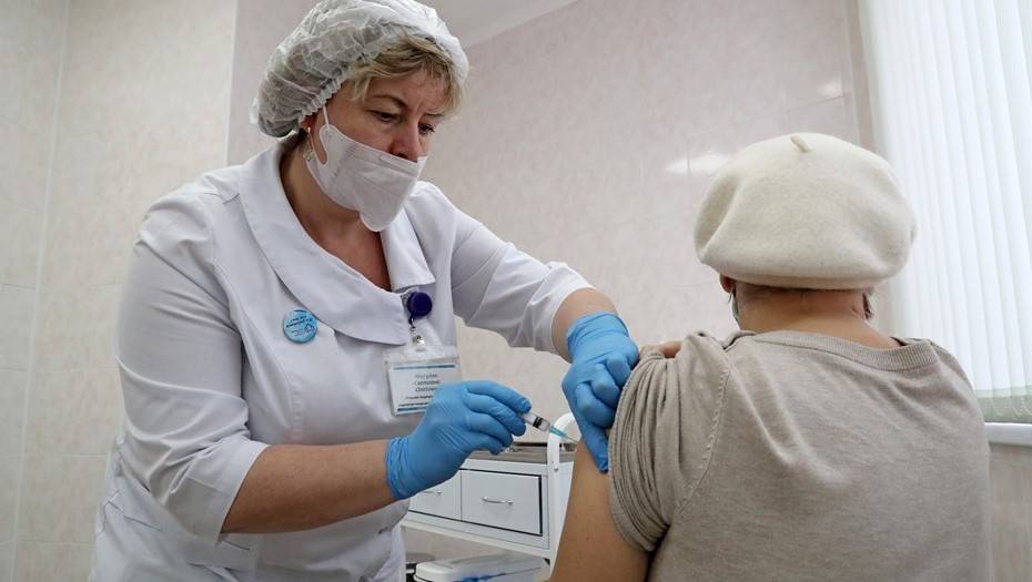 В Москве от коронавируса привилось 200 тыс. человек