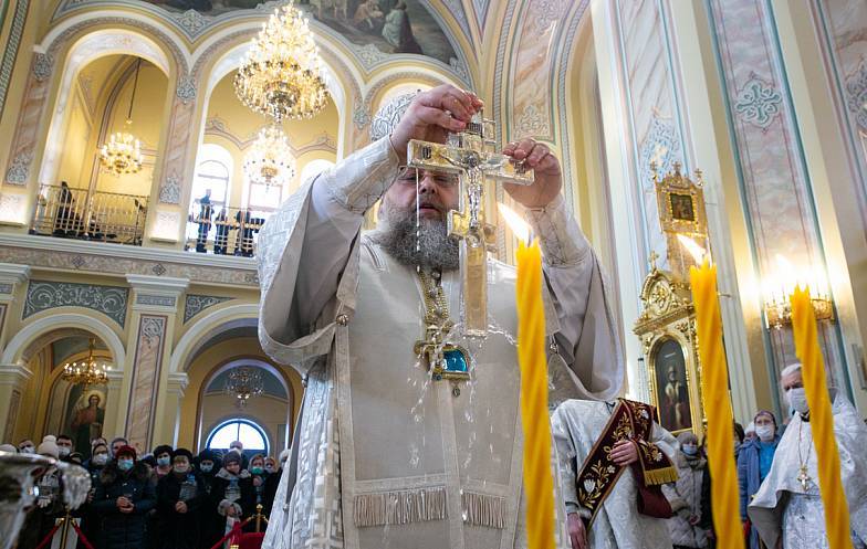 На Дону православные верующие отмечают Крещение Господне