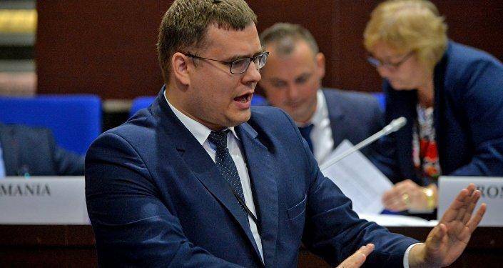 Комитеты сейма предлагают не пускать в Литву поддерживающих авторитарные режимы певцов