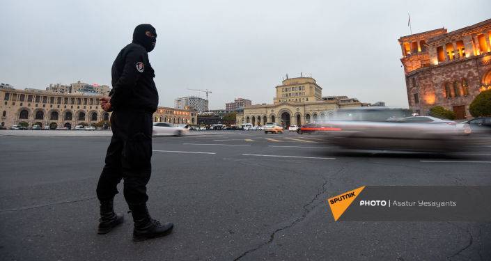 Получить водительские права в Армении станет сложнее: полиция представила новые правила