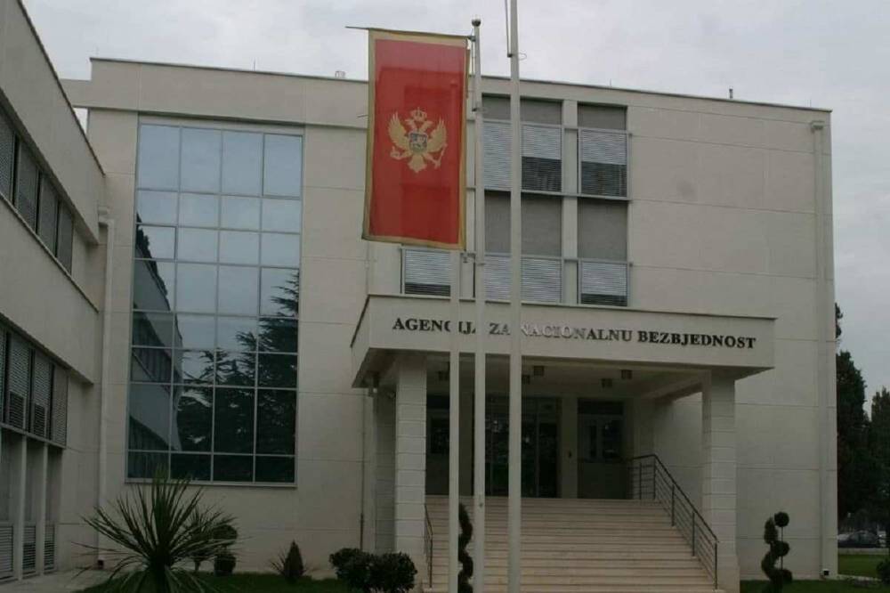 Черногорские спецслужбы незаконно уничтожили секретные документы...